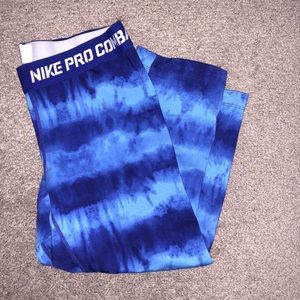 Women’s Nike Pro Combat Capris